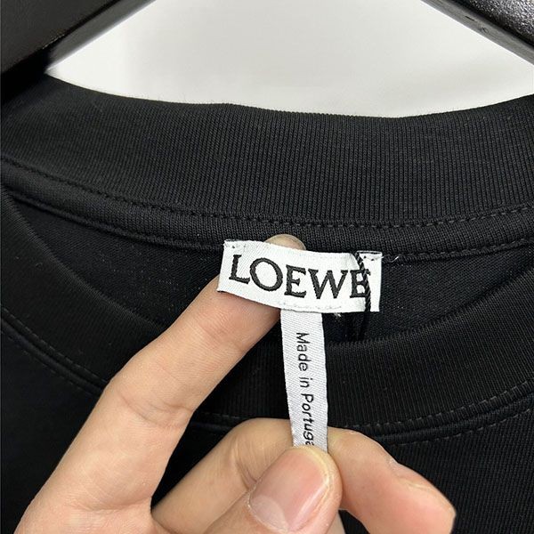 売上総額１位！ロエベ 半袖Tシャツ 偽物 ブラックサイズM los37067